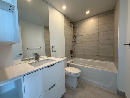 For Lease - 1 Fairview Road Unit# 1713, Mississauga, Ontario - Photo 4