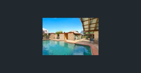 Matthew Pearce Catchment, Impressive Family House with Quiet and Privacy - Photo 5