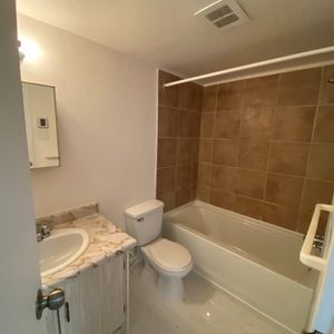 3.5 Disponible à St-Jean - Photo 2