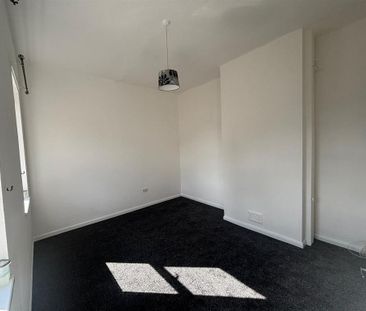 2 bedroom townhouse to rent - Photo 6