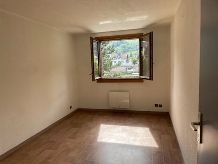 Location Appartement 2 pièces 45m² SALLANCHES 74700 - Photo 2