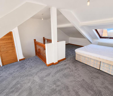 4 bedroom terraced house to rent - Photo 6