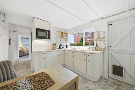 1 bedroom apartment to rent - Photo 4