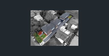 Executive 4 Bedroom Townhouse - Photo 2