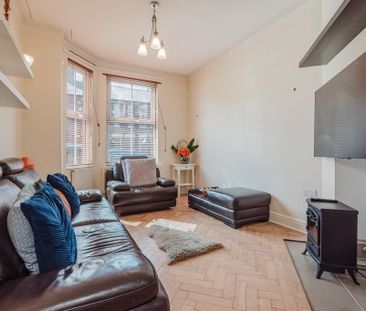 3 bedroom terraced house to rent - Photo 1