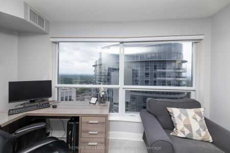 125 Village Green Square #3910 - Photo 4