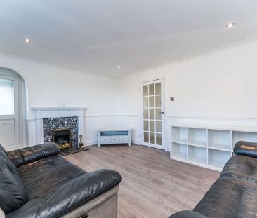 245T Lady Nairne Grove, Edinburgh, EH8 7LY - Photo 3