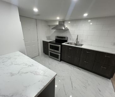 For Lease - 186 Schell Avenue, Toronto, Ontario - Photo 1