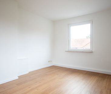 Modern renovierte Singlewohnung mit Einbauküche und Fußbodenheizung... - Photo 1