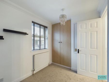 2 bedroom terraced house to rent - Photo 4