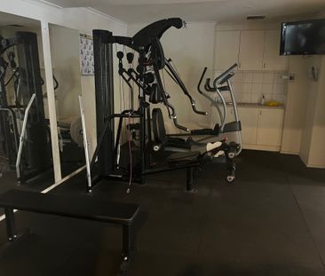 St Kilda Road - Photo 3