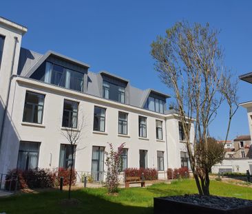 Location Appartement 1 pièce 29m² LA ROCHELLE 17000 - Photo 5