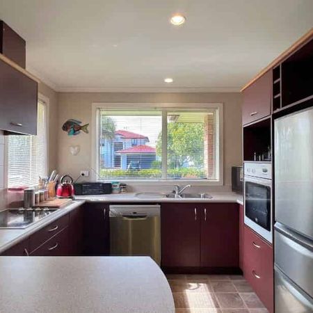 Nestled in Nielsen Gardens - Photo 4