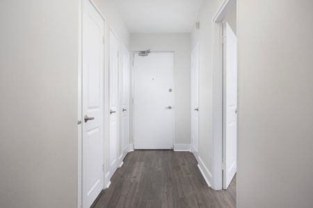 Park Manor - Photo 5