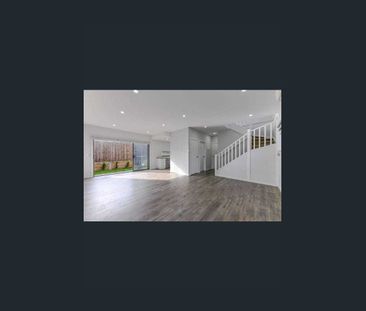 Spacious and Modern - Photo 1