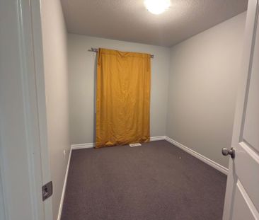 For Lease - 124 Compass Trail Unit# 27, Cambridge, Ontario - Photo 2