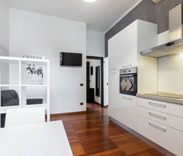 Via Giuseppe Massarenti, Milan, Lombardy 20148 - Photo 2