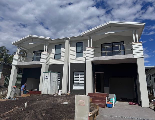 25A & 25B Gemini Way, Narrawallee - Photo 1