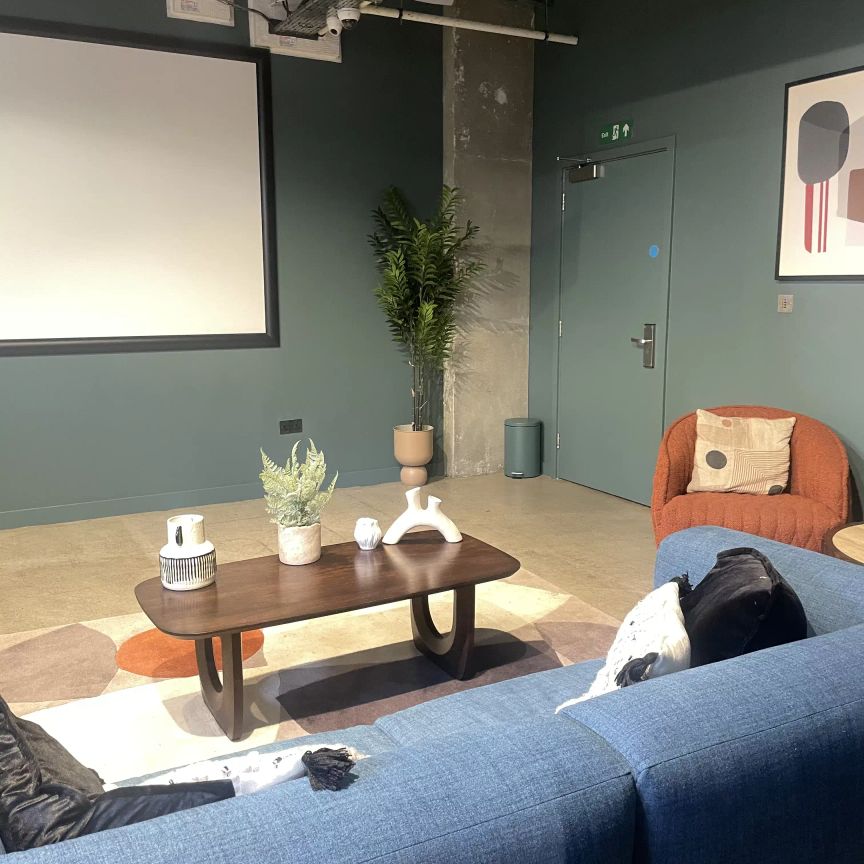 Twin Studio - Photo 1