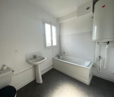 Location Appartement 2 pièces 41m² - Photo 4