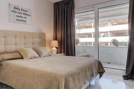 3 bedroom luxury Apartment for rent in Puerto Banus, Andalusia - Photo 5