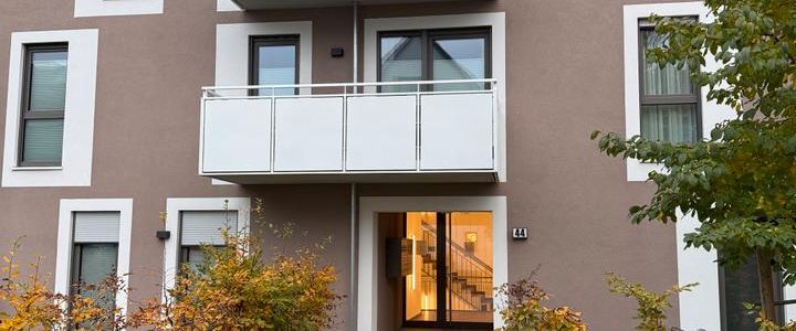 2 Zimmer Wohnung - Einbauküche - Balkon - Fußbodenheizung - 63m2 - Photo 1