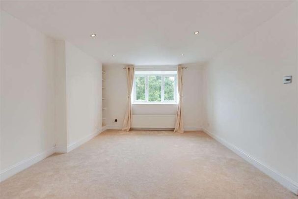 Fairhazel Gardens, South Hampstead, NW6 - Photo 1