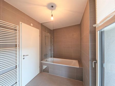 Moderne 3 Zimmer Wohnung ++ große Loggia ++ Gym ++ 7.OG - Foto 4