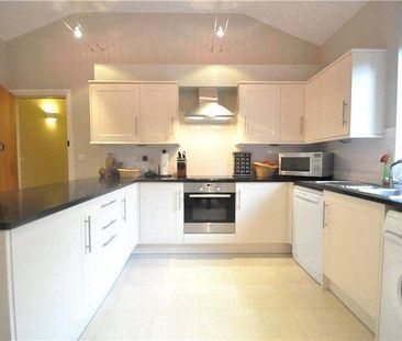 2 bedroom semi-detached house to rent - Photo 1
