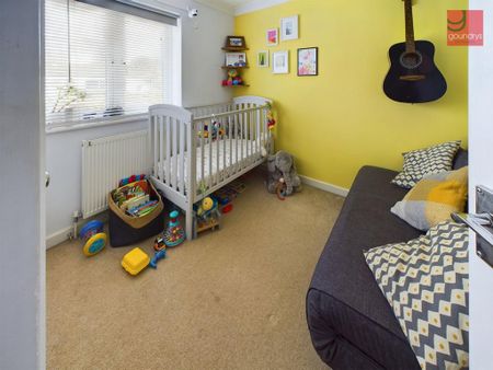 3 bedroom terraced house to rent - Photo 3