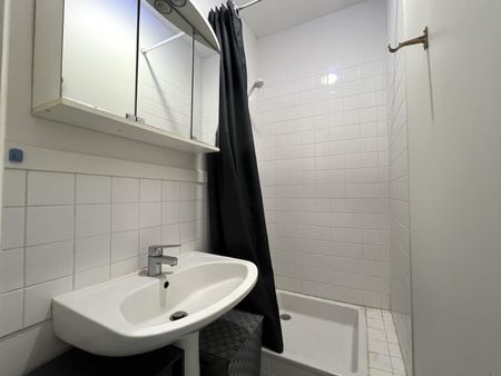 Location Appartement RENNES/CENTRE - Photo 5