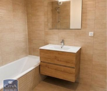 Location Appartement 3 pièces 63m² ST PIERRE EN FAUCIGNY 74800 - Photo 3