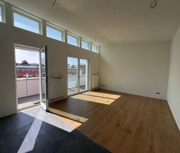 Erstbezug durch Aufstockung! - Helle 2-Zimmer-Wohnung mit Terrasse - Photo 1