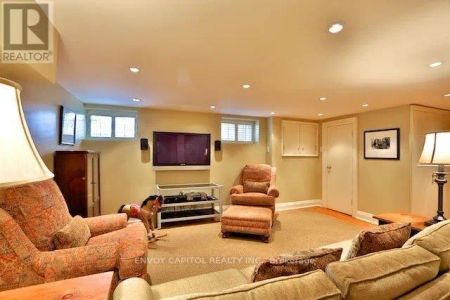 89 ST LEONARD'S AVENUE - Photo 3