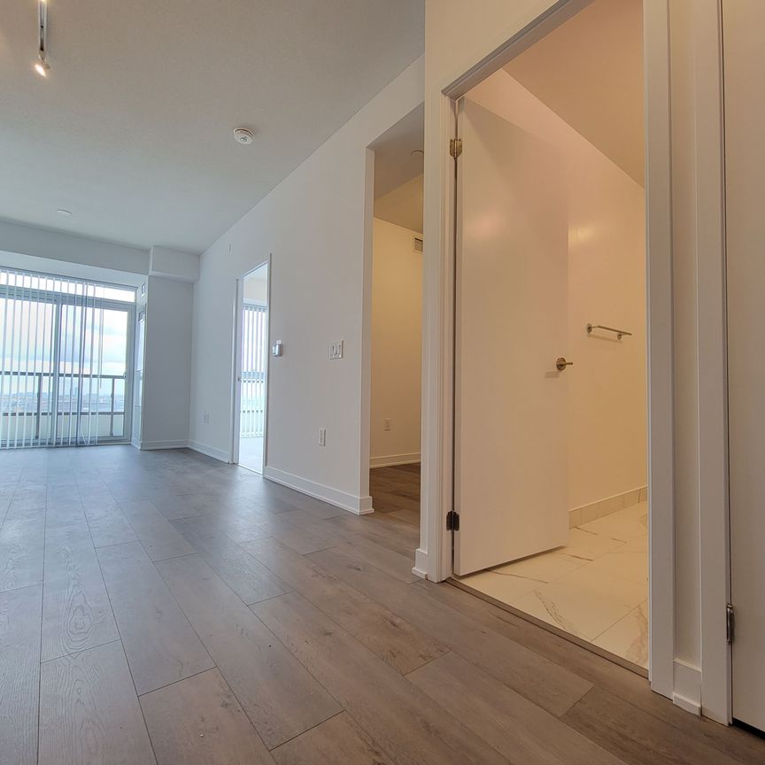 For Lease - 60 Honeycrisp Crescent Unit# 1512, Vaughan, Ontario - Photo 1