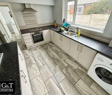 Bromford Lane, West Bromwich, B70 - Photo 5