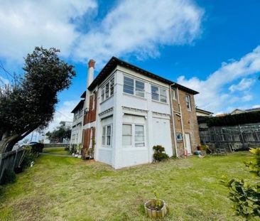 IDEALLY LOCATED COOGEE STUDIO! - Photo 3