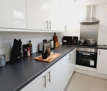 1 bedroom in a house share to rent - Photo 6