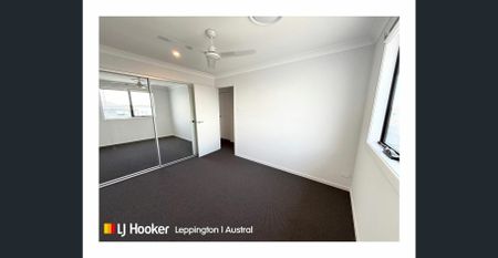 MODERN DOUBLE STOREY LIVING AT ITS FINEST - Photo 5