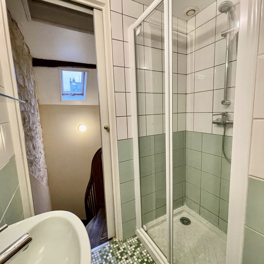Location Maison 3 pièces 64m² CHATELLERAULT 86100 - Photo 1