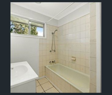 Nestled in the heart of Newtown - Photo 3