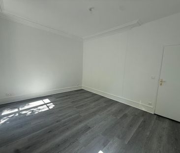 Location Appartement 3 pièces 61m² PARIS 18ème - Photo 6