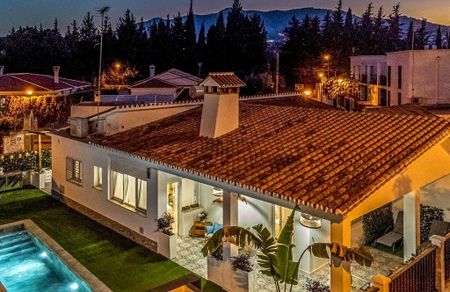 Luxury Villa for rent in Málaga, Spain - Photo 3