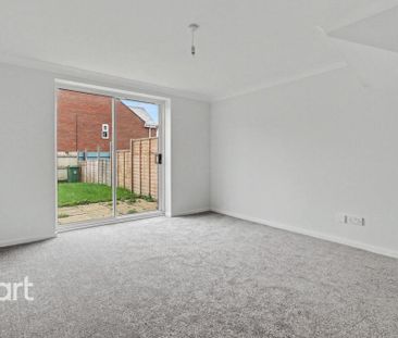 2 bedroom terraced house to rent - Photo 1