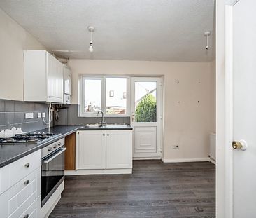 2 bedroom mid-terrace to rent Hurst Grove, Bedford, MK40 4DW - Photo 6