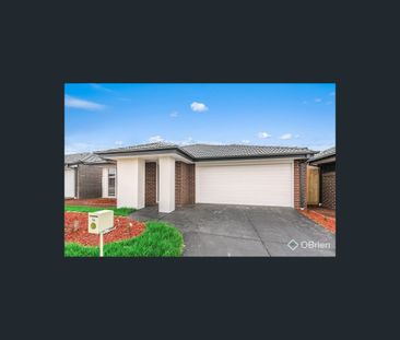 14 Millicent Parade, Officer, Vic 3809 - Photo 3