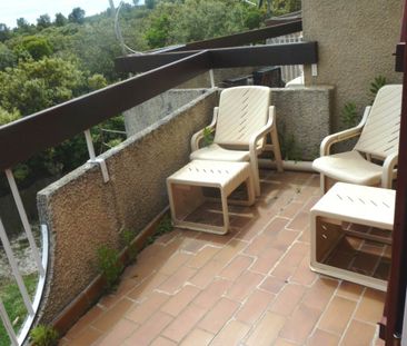 Studio meublé 18m² Hauts de Nîmes 400€ H.C - Photo 1