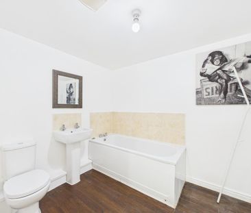 2 bedroom ground floor maisonette to rent - Photo 3