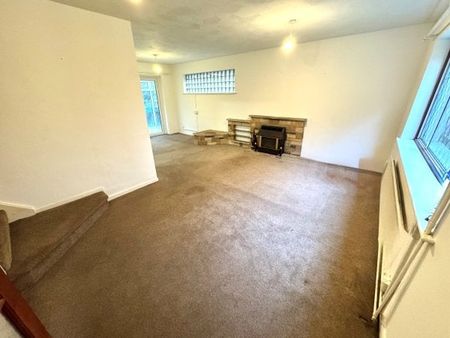 River Walk, Southampton - Photo 2