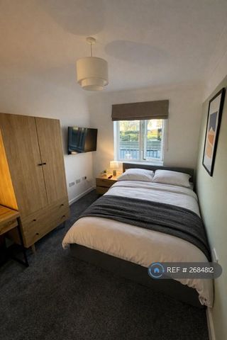 1 bedroom in a house share to rent - Photo 3